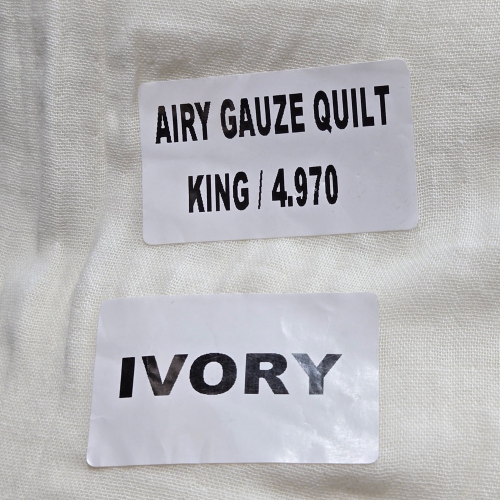 NWT QUINCE Organic Airy Gauze Dream Quilt King/Cal King Ivory 6934 - Picture 7 of 12